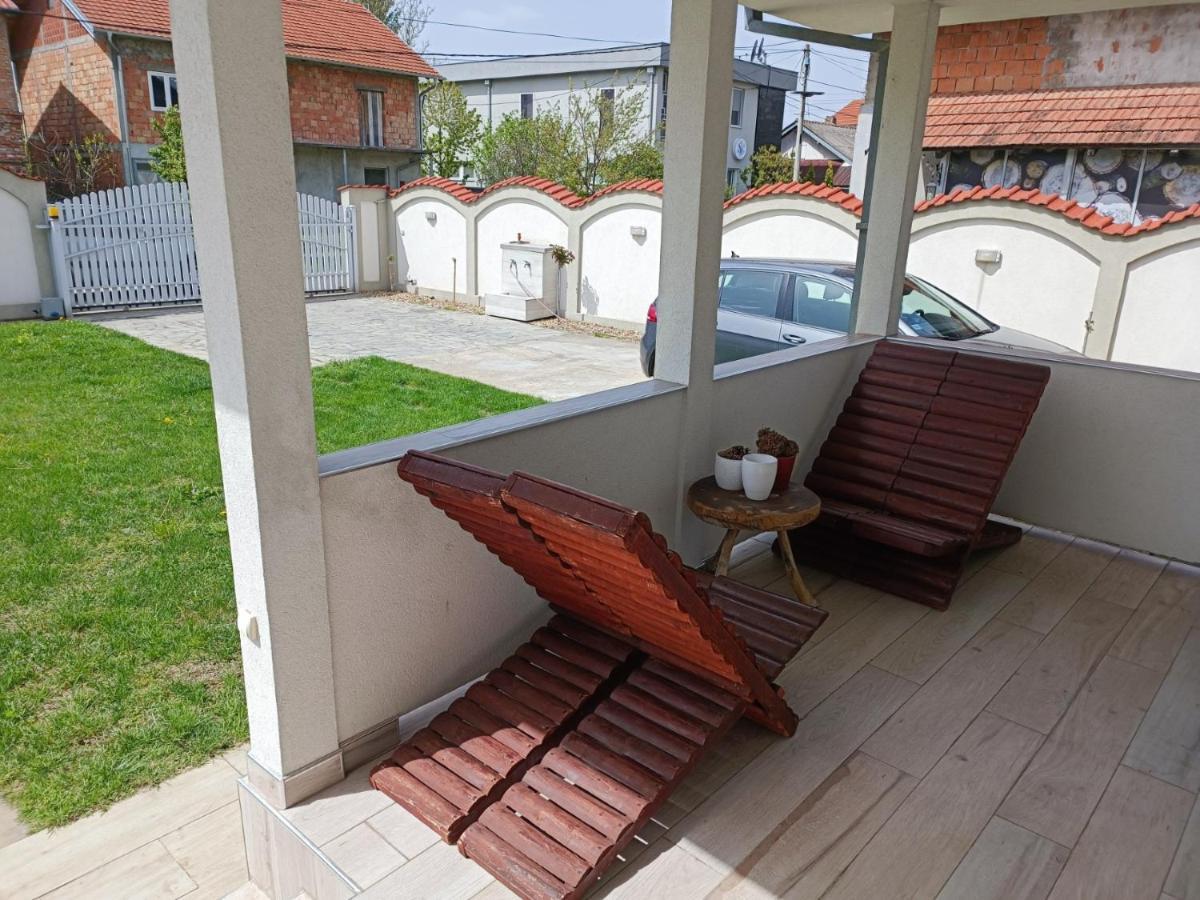 Serbian Home With Garden Krnjaca Exteriér fotografie